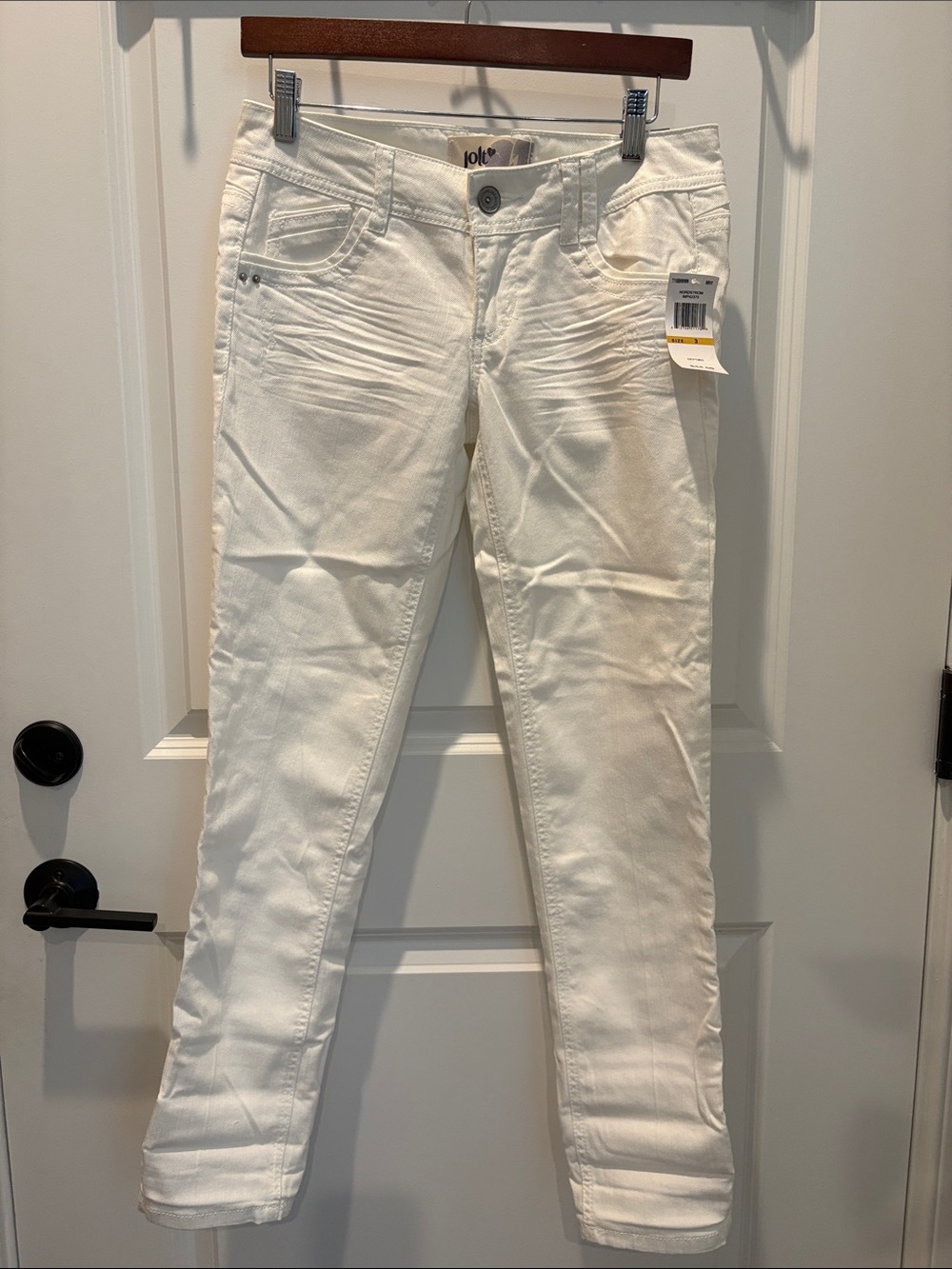 Jolt White Skinny Women's Jeans
